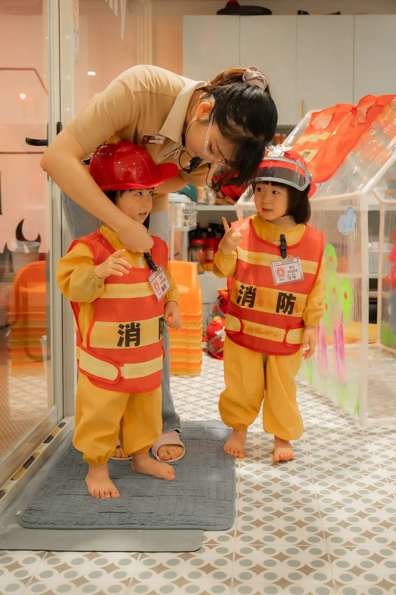 沉浸式 Messy Play 水彩派對